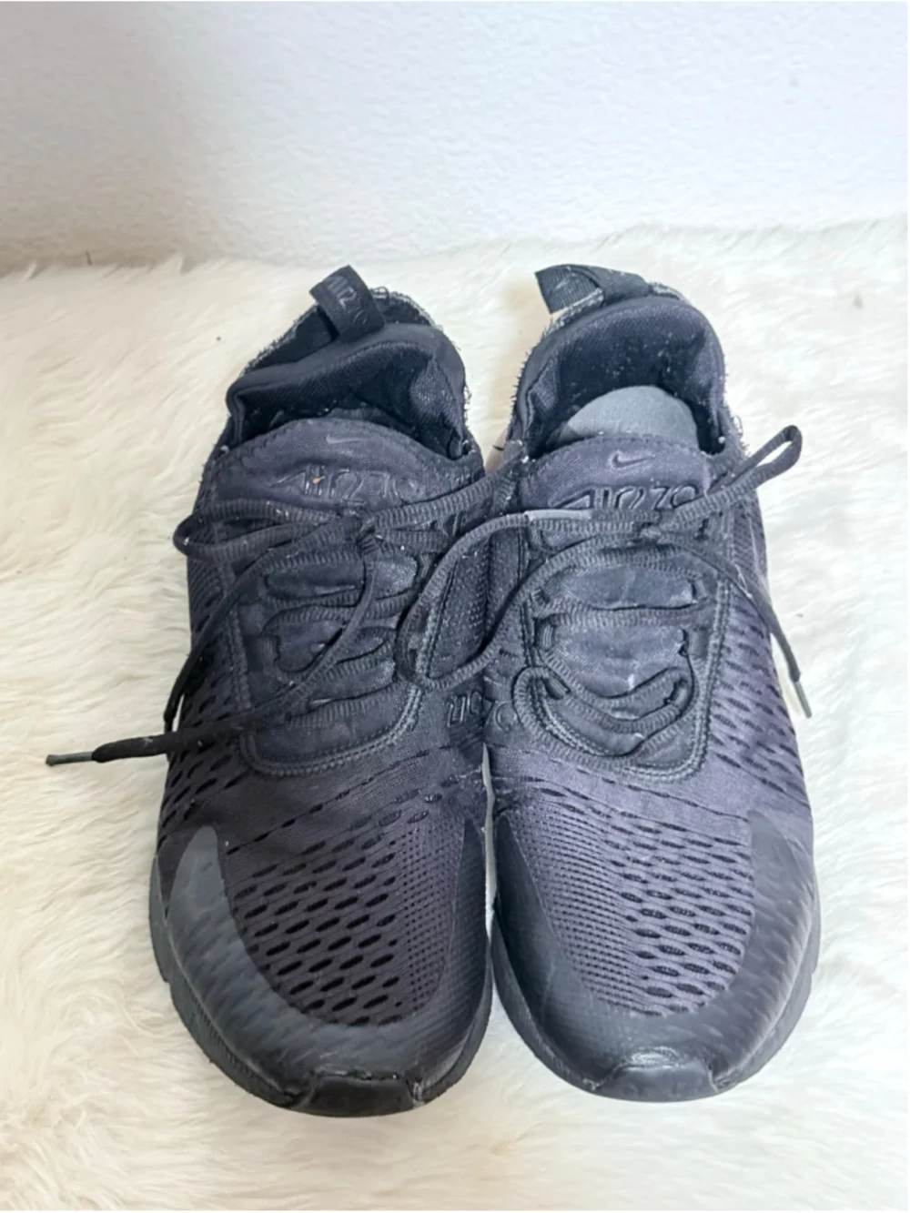 Women's Nike Air Max 270 Sneakers Black 8.5